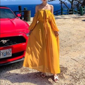 Strapless dress for beach vacation